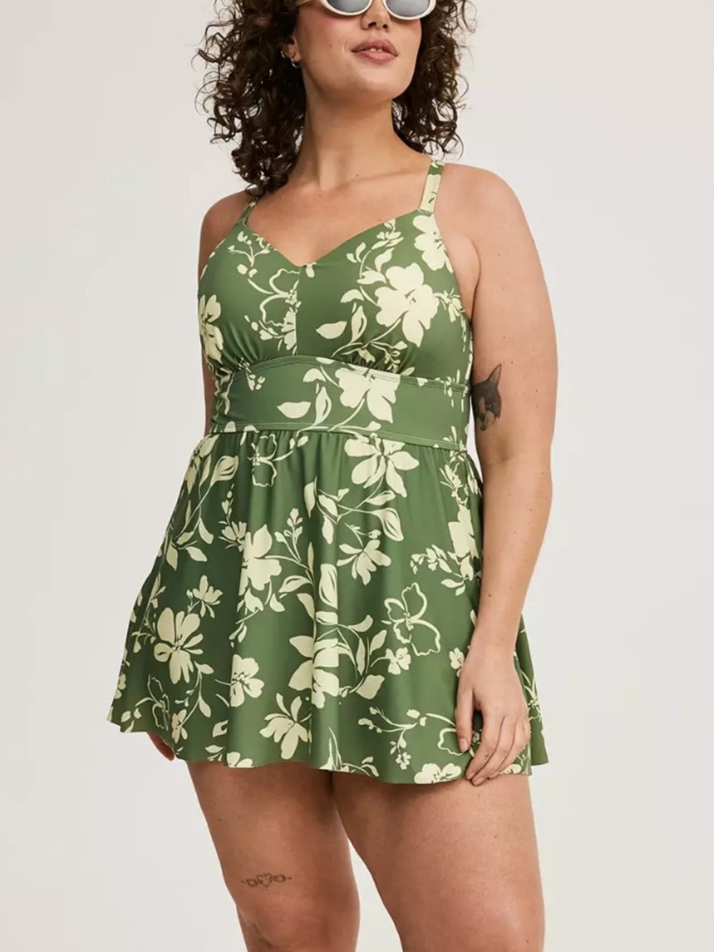 Torrid Kainq Floral Swim Dress in Color Basil NWT Size 2 D/DD (18-20)